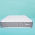 Are there any industry experts that can help me evaluate the quality of different mattresses?